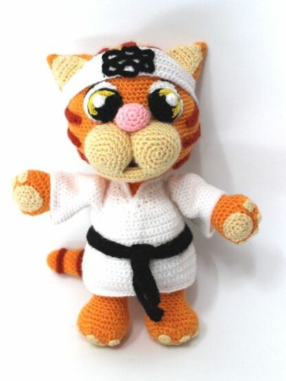 Patrón Amigurumi Aki, el gato karateka - Imagen 2