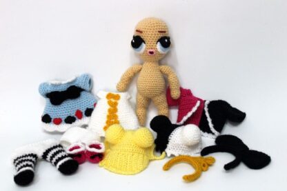 Patrón Amigurumi Muñeca LOL - Reina de Corazones y Alicia - Imagen 2