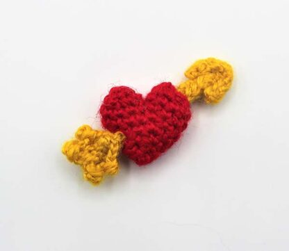 Mini Amigurumis Y el Amor: 12 patrones para tejer mini amigurumis - Imagen 11