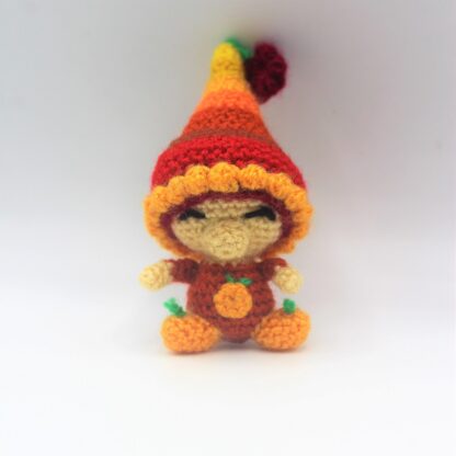 Gnomos de Otoño: 12 Patrones para tejer amigurumis otoñales - Imagen 8