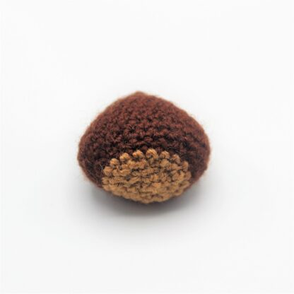 Gnomos de Otoño: 12 Patrones para tejer amigurumis otoñales - Imagen 26