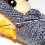 Coser los brazos de nuestros amigurumis