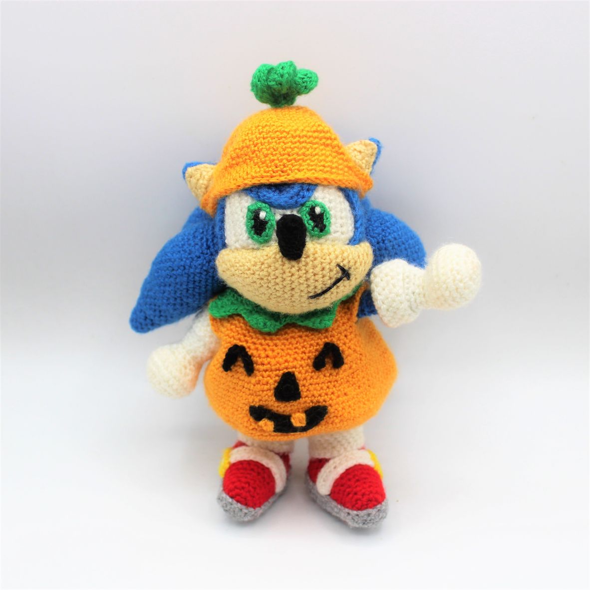 Patrón amigurumi Disfraz Calabaza Sonic