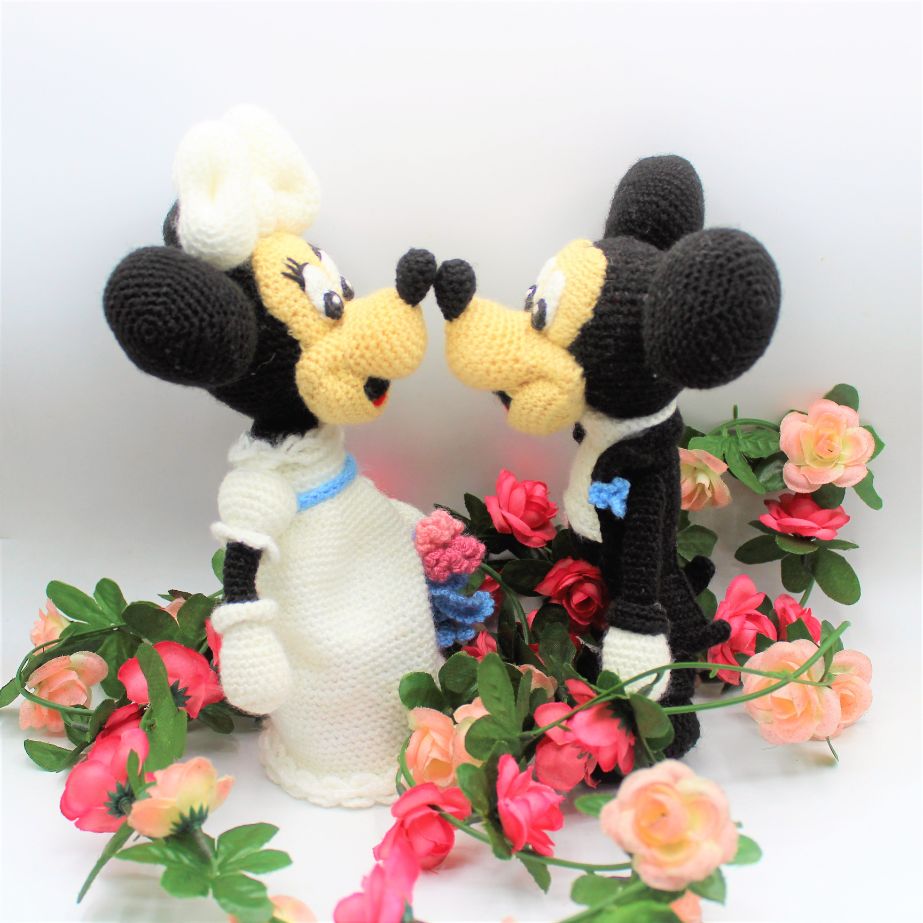 Patrones amigurumi Mickey novio y Minnie novia