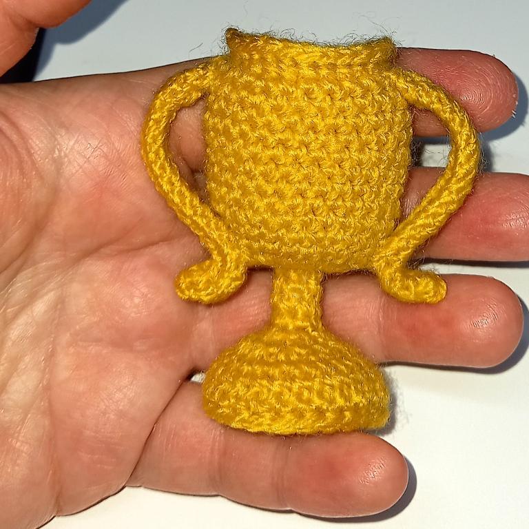 Trofeo patrón amigurumi